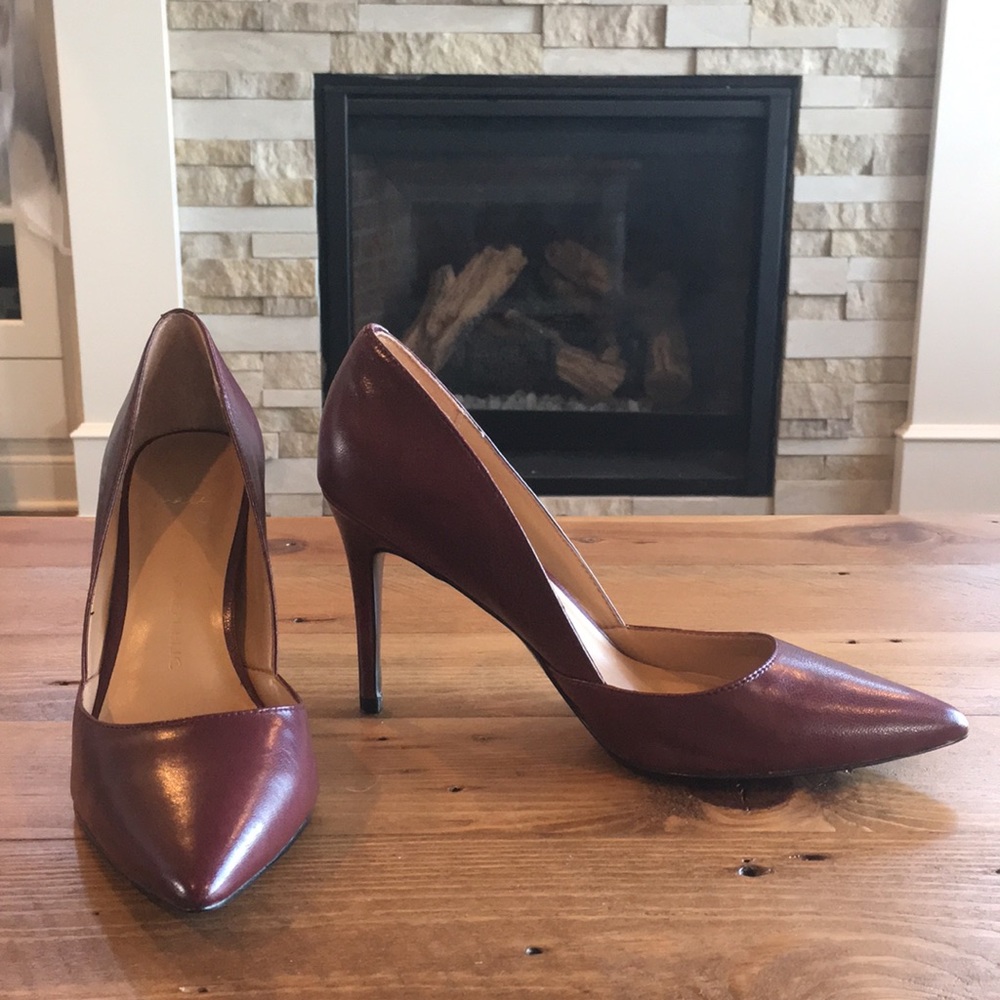 Banana Republic Burgundy Heels